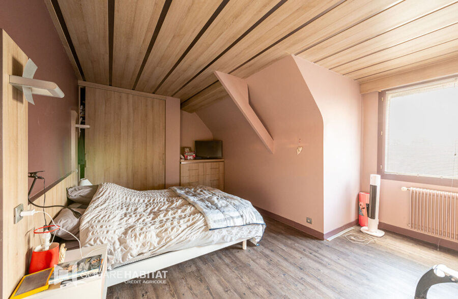 Maison Conde Sur L Escaut 8 pièce(s) 217 m2