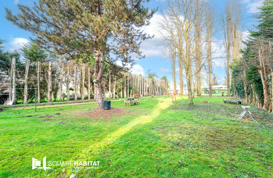 Maison Conde Sur L Escaut 8 pièce(s) 217 m2