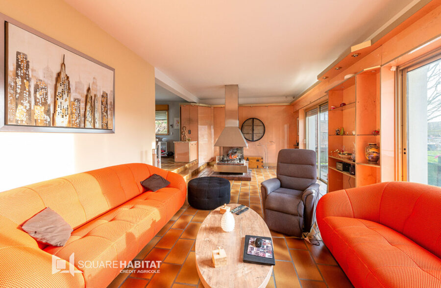 Maison Conde Sur L Escaut 8 pièce(s) 217 m2
