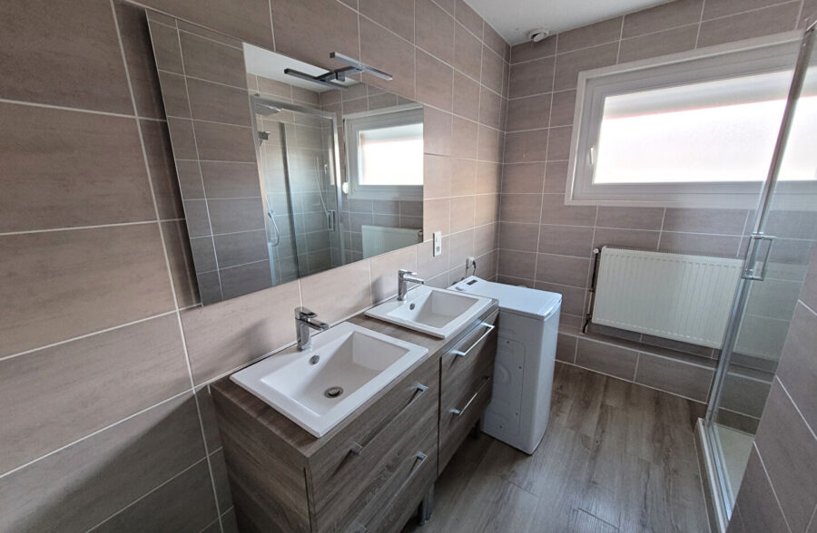 Maison 3 chambres jardin garage <small> Sous compromis </small>