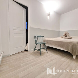 Maison semi individuelle rénovée 3 Chambres  Sous compromis 