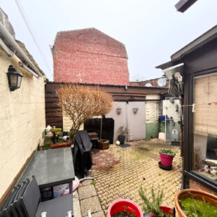 Maison Tourcoing 10 pièce(s) 273.5 m2 I avec garage idéal investisseurs!