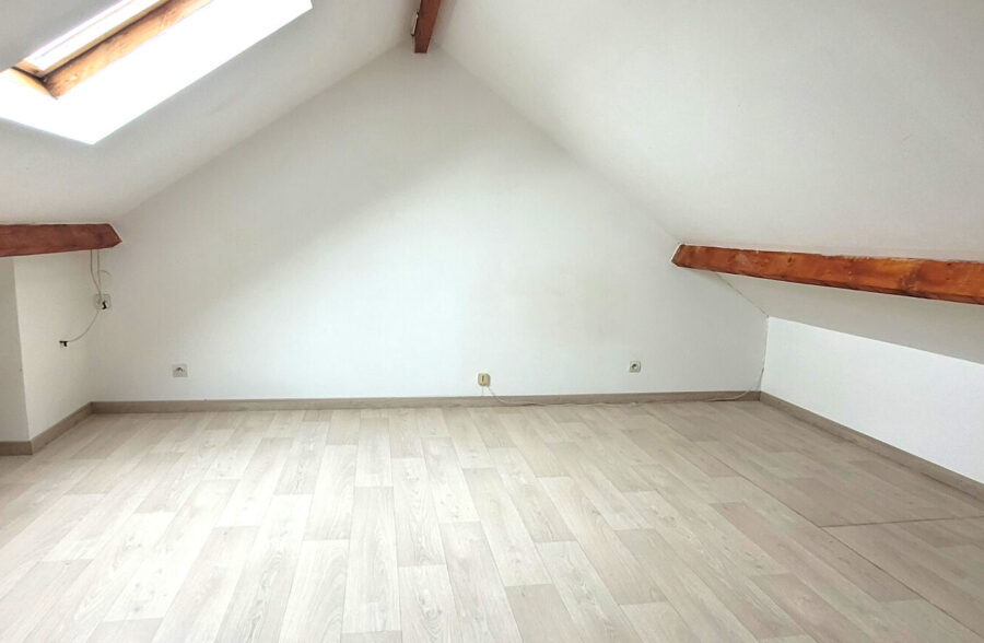 VENDU PAR NOS SOINS <small> Sous compromis </small>