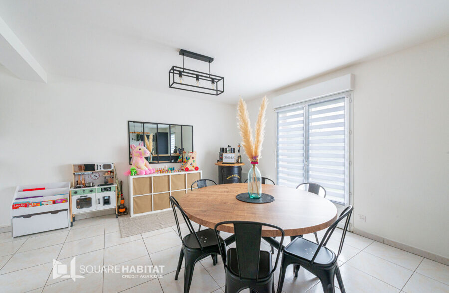 MAISON SEMI INDIVIDUELLE  Sous compromis 
