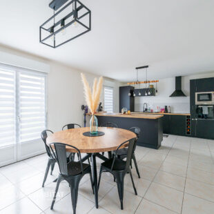 MAISON SEMI INDIVIDUELLE  Sous compromis 