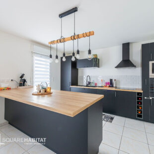 MAISON SEMI INDIVIDUELLE  Sous compromis 