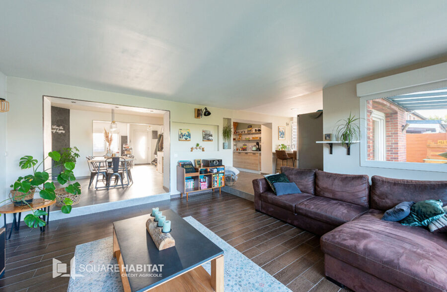 MAISON SEMI INVIDUELLE DE 110 M²  Sous compromis 