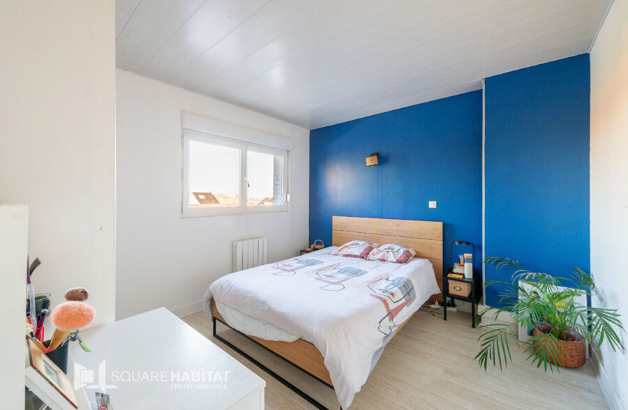 MAISON SEMI INVIDUELLE DE 110 M²  Sous compromis 