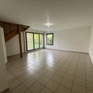 Maison Saultain 5 pièce(s) 82.65 m2 <small> Sous compromis </small>