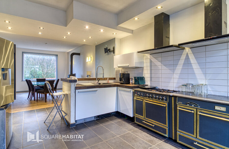 Maison Teteghem Coudekerque Village 8 pièce(s) 222 m2