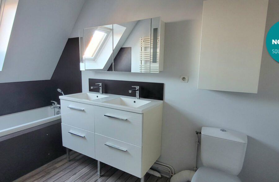 Maison Premesques 6 pièce(s) 150 m2