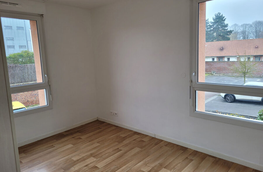 Appartement Seclin 3 pièce(s) 63 m2 avec parking sécurisé.