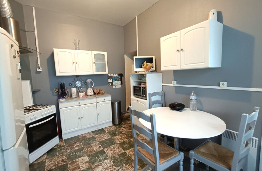 IMMEUBLE À ANNAY