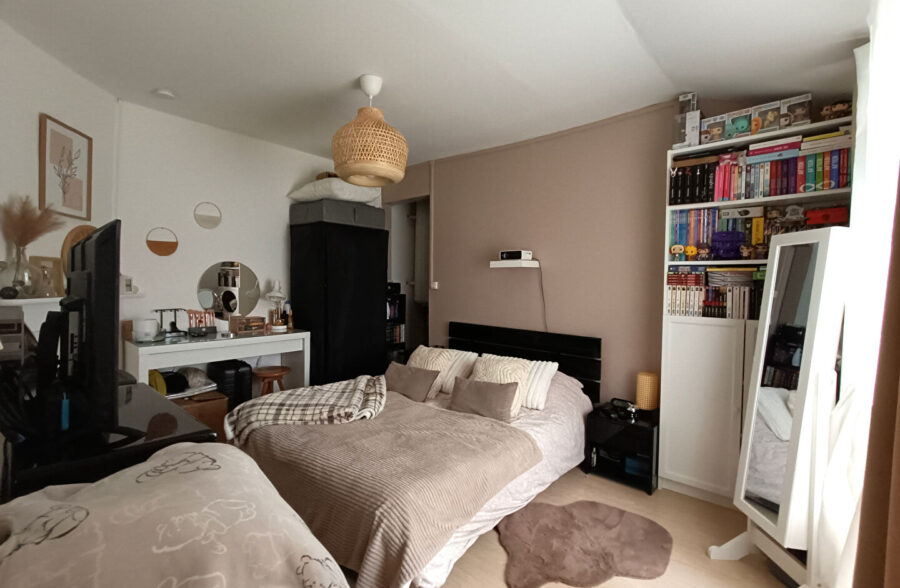 IMMEUBLE À ANNAY