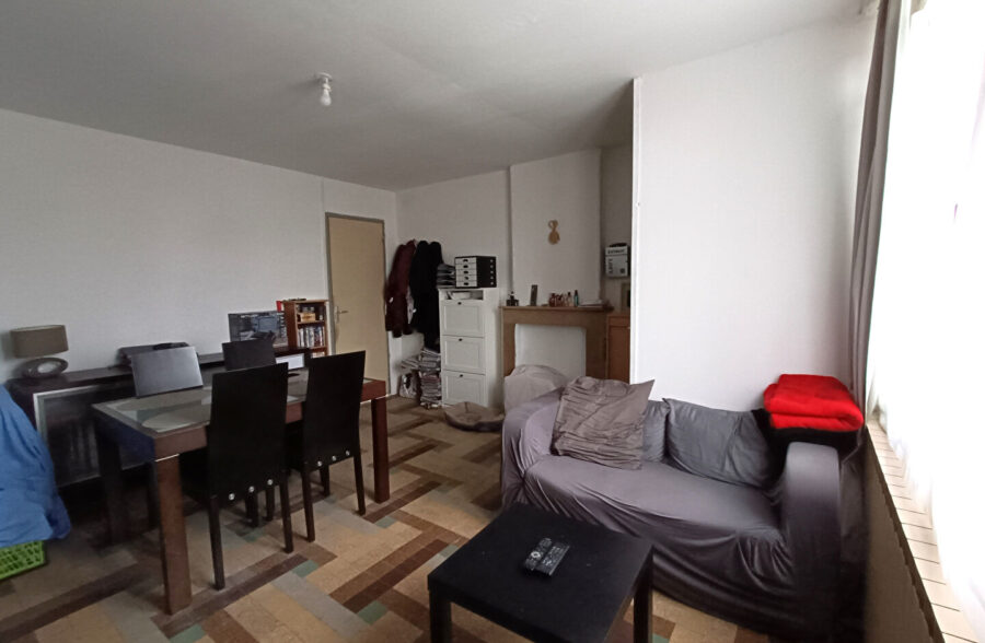 IMMEUBLE À ANNAY  Sous compromis 