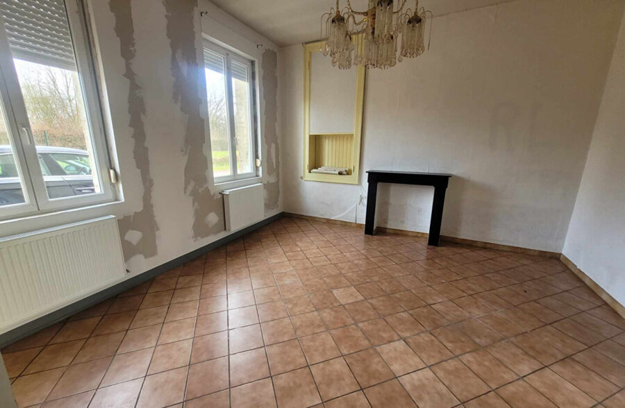 Maison semi individuelle à rénover