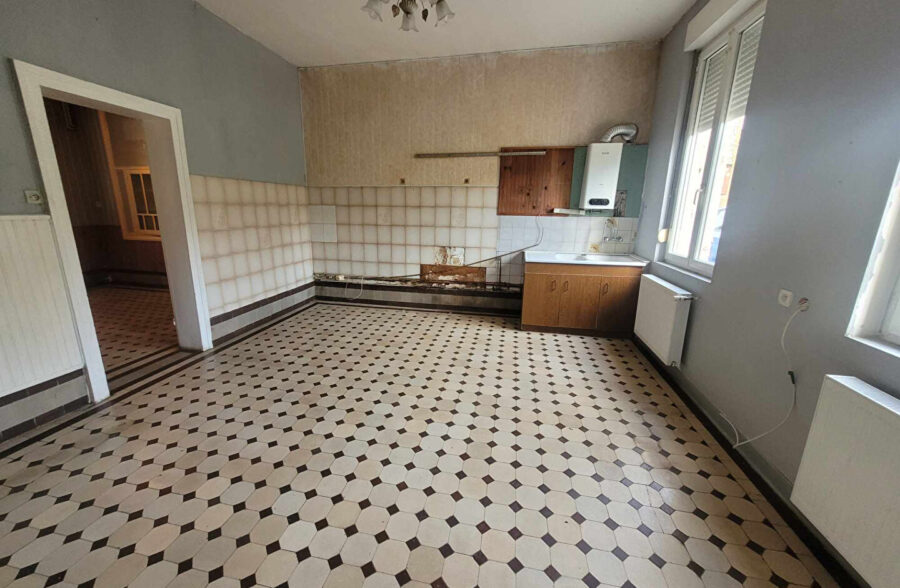 Maison semi individuelle à rénover