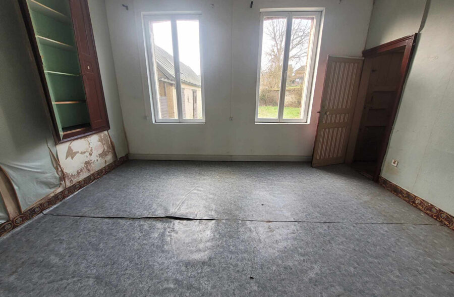Maison semi individuelle à rénover