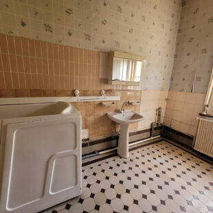 Maison semi individuelle à rénover