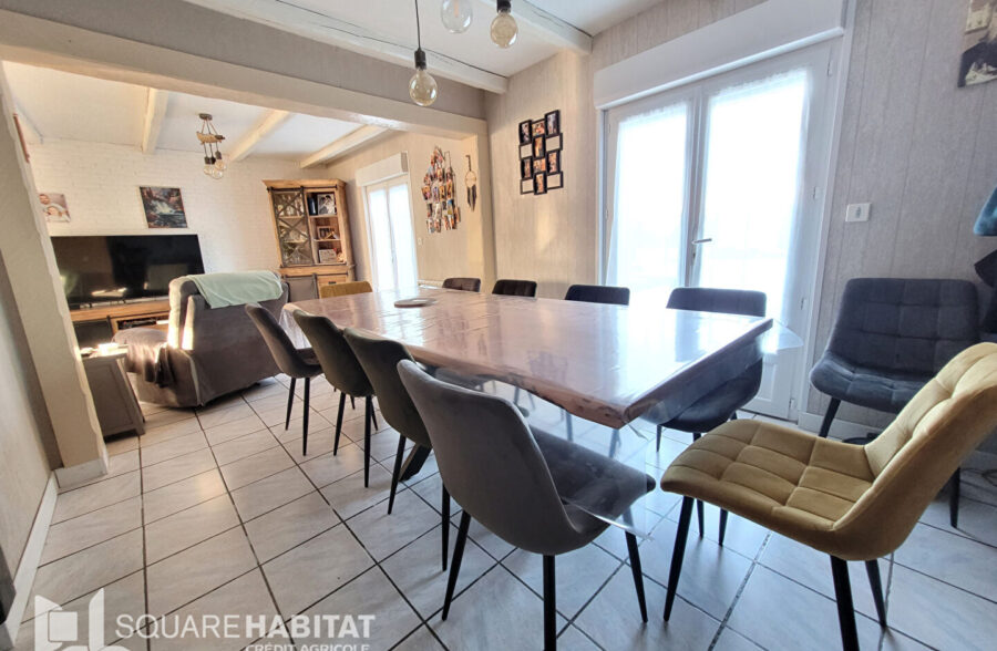 Maison 4 Chambres + Sous sol <small> Sous compromis </small>