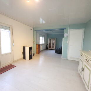 Maison plain-pied 3 chambres <small> Sous compromis </small>