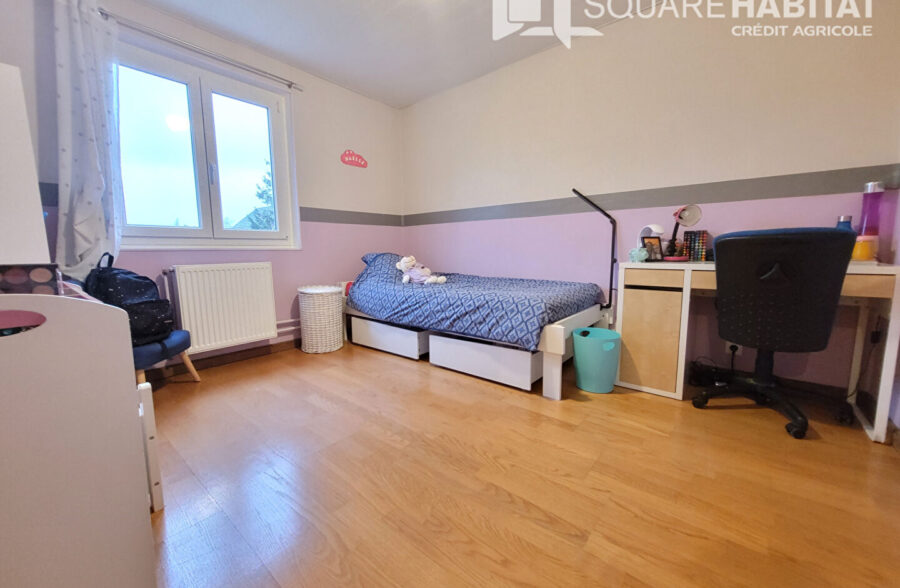 Maison semi individuelle 3 Chambres + sous sol <small> Sous compromis </small>
