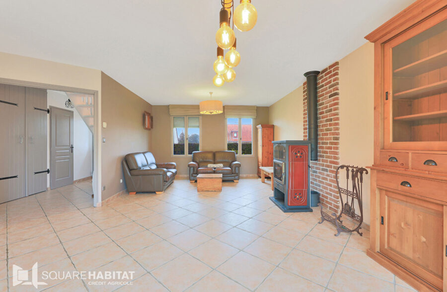 Semi plain pied 4 chambres jardin garage  Sous compromis 