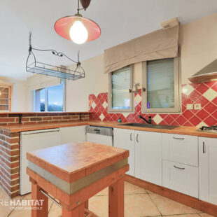 Semi plain pied 4 chambres jardin garage  Sous compromis 