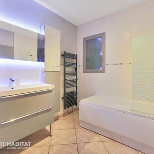 Semi plain pied 4 chambres jardin garage  Sous compromis 