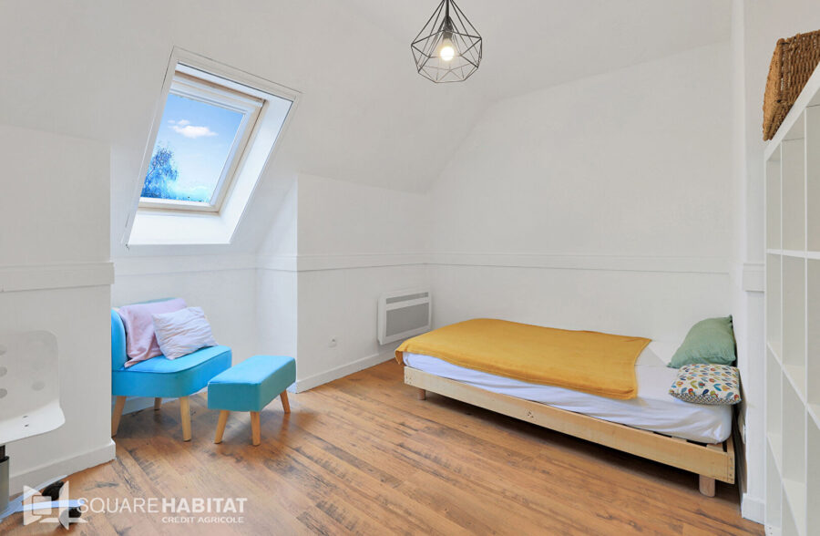 Semi plain pied 4 chambres jardin garage  Sous compromis 