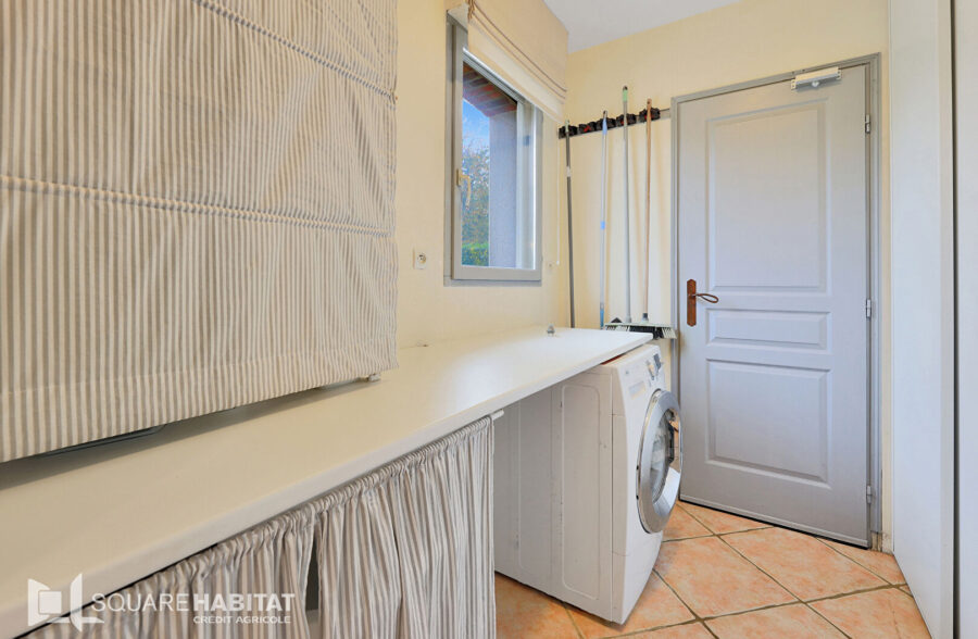 Semi plain pied 4 chambres jardin garage  Sous compromis 