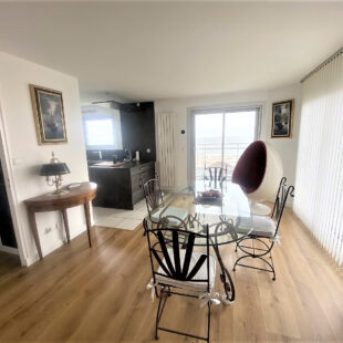 CALAIS PLAGE -VUE MER <small> Sous compromis </small>