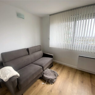 CALAIS PLAGE -VUE MER <small> Sous compromis </small>