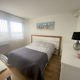 CALAIS PLAGE -VUE MER <small> Sous compromis </small>