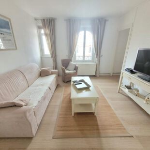 Découvrez cet ensemble de 6 appartements T3 au sein d’un immeuble historique !!