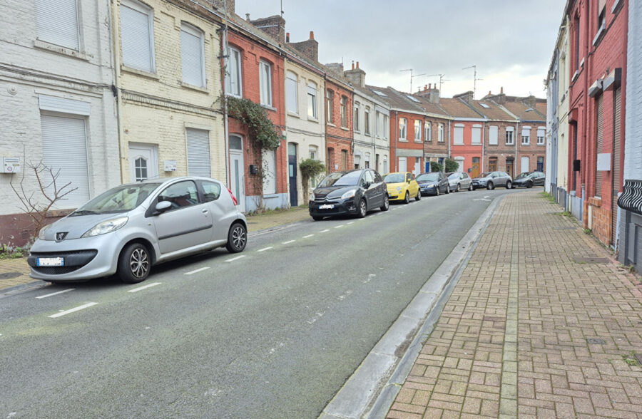 LILLE MOULINS – RUE DE LYON : CHARMANTE MAISON DE 64 m²