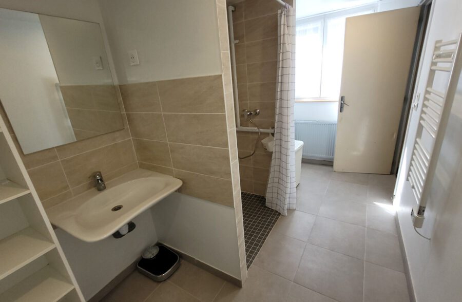 Maison Templemars avec double entrée  4 chambres jardin et garage <small> Sous compromis </small>