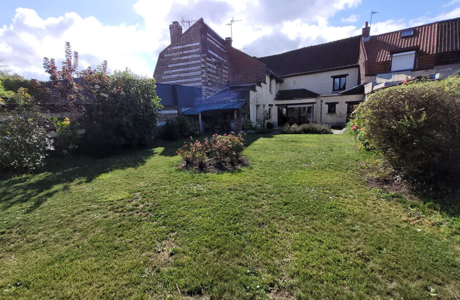 Maison Templemars avec double entrée  4 chambres jardin et garage <small> Sous compromis </small>