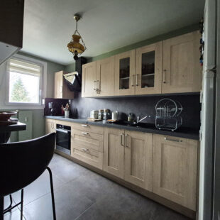 GRAND APPARTEMENT 2 CHAMBRES AVEC BALCON CENTRE VILLE