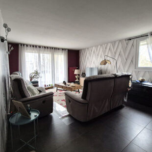 GRAND APPARTEMENT 2 CHAMBRES AVEC BALCON CENTRE VILLE