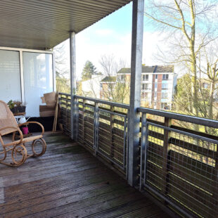 Magnifique T2 de 40 m², balcon de 13m² et place de parking VENDU LIBRE de toute occupation.