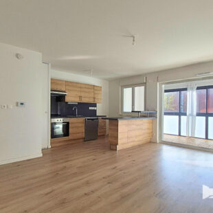 Appartement La Madeleine 3 pièce(s)