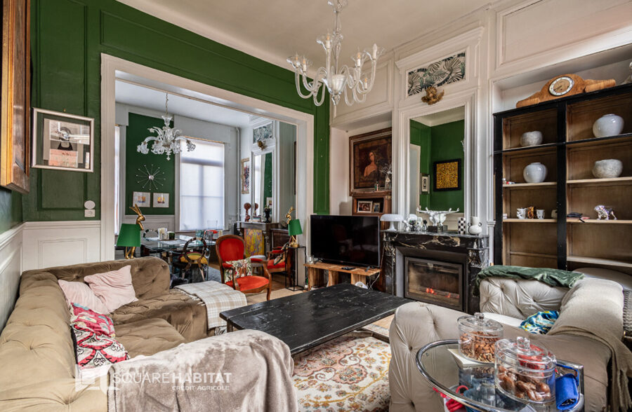 Maison de Charme avec Extérieur à Vendre – Parc JB Lebas