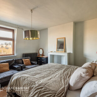 Maison de Charme avec Extérieur à Vendre – Parc JB Lebas