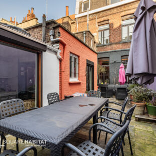 Maison de Charme avec Extérieur à Vendre – Parc JB Lebas