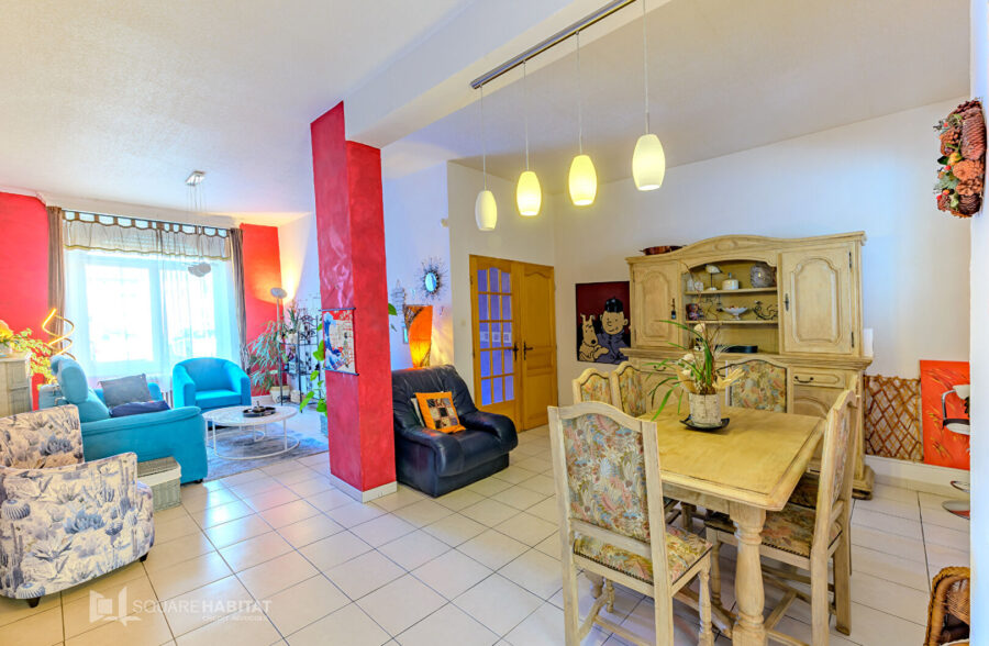 Maison de ville sans travaux avec jardin et véranda