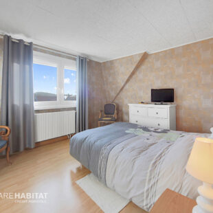 Pavillon individuel sur sous-sol, 4 chambres et jardin.
