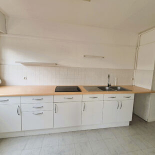 Appartement  Type 3  avec garage en rez- de -chaussée.