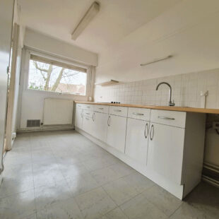 Appartement  Type 3  avec garage en rez- de -chaussée.