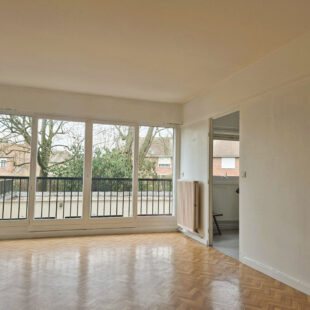 Appartement  Type 3  avec garage en rez- de -chaussée.